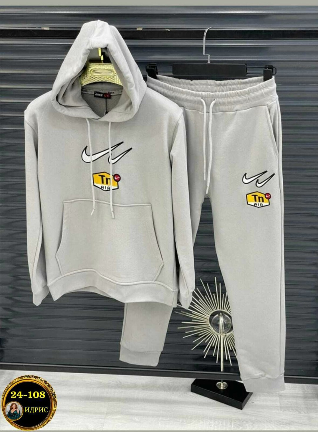 спортивный костюм найк лейкерс,спортивные костюмы nike,костюм спортивный,мужские спортивные костюмы,спортивный костюм мужской nike