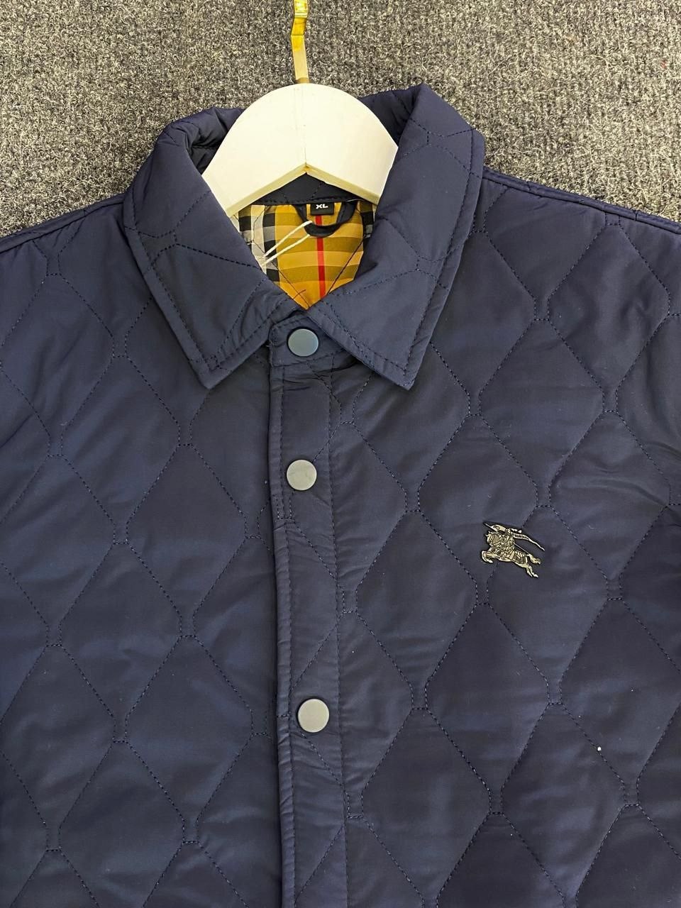 куртка burberry,куртка барбери бежевая в клетку,burberry jacket,двусторонний пуховик burberry