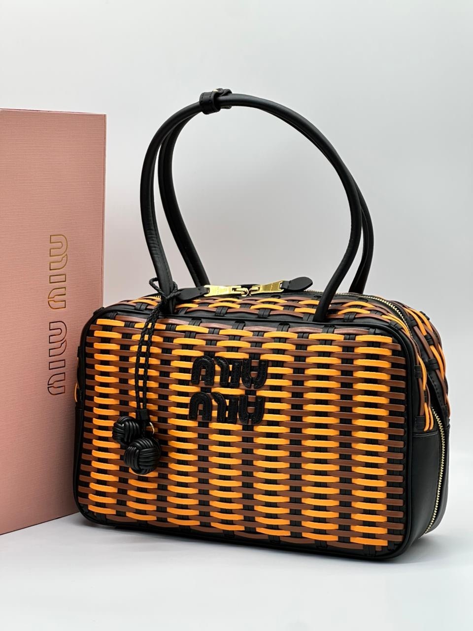 сумка женская miu miu,сумка miu miu,сумка,дорожные сумки,плетеная сумка