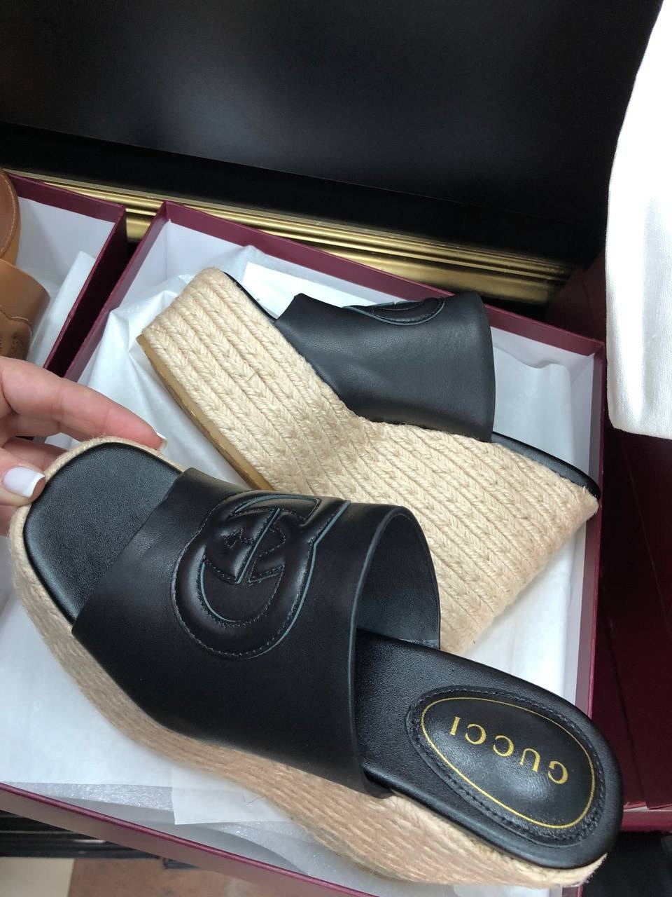 ,обуви,сабо гуччи,босоножки gucci,женская