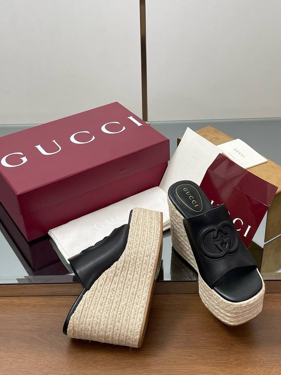 ,обуви,сабо гуччи,босоножки gucci,женская