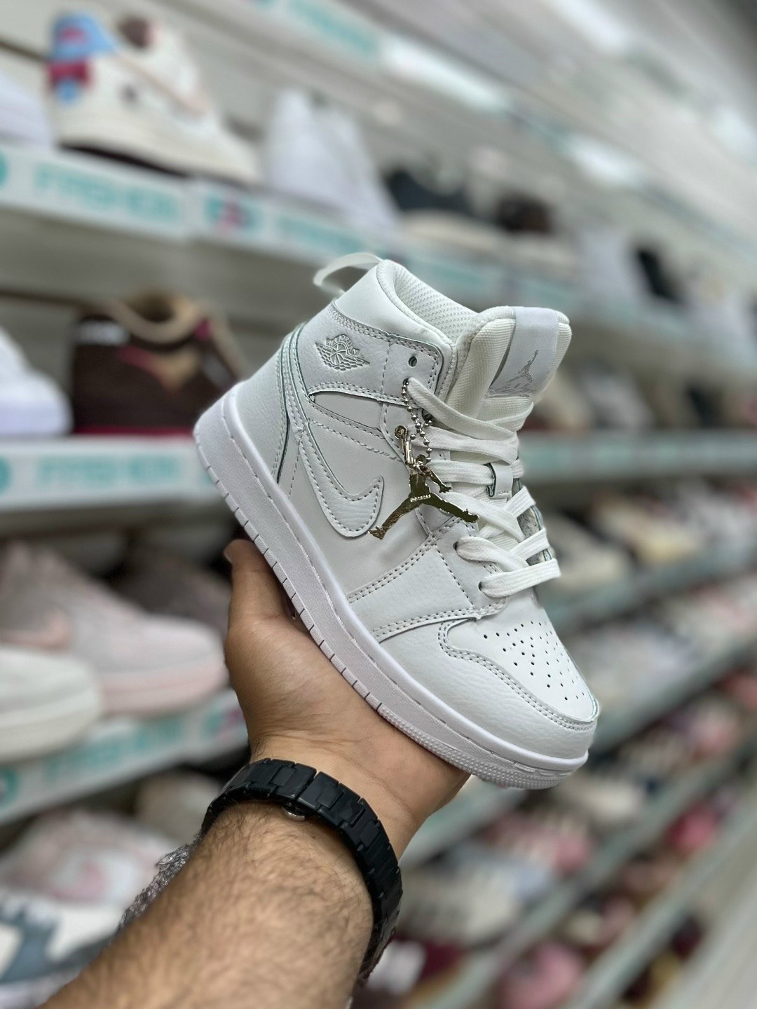 nike air jordan 1 mid se,air jordan 1 mid se purple,nike air jordan 1 mid,air jordan 1 mid se,air jordan 1 mid