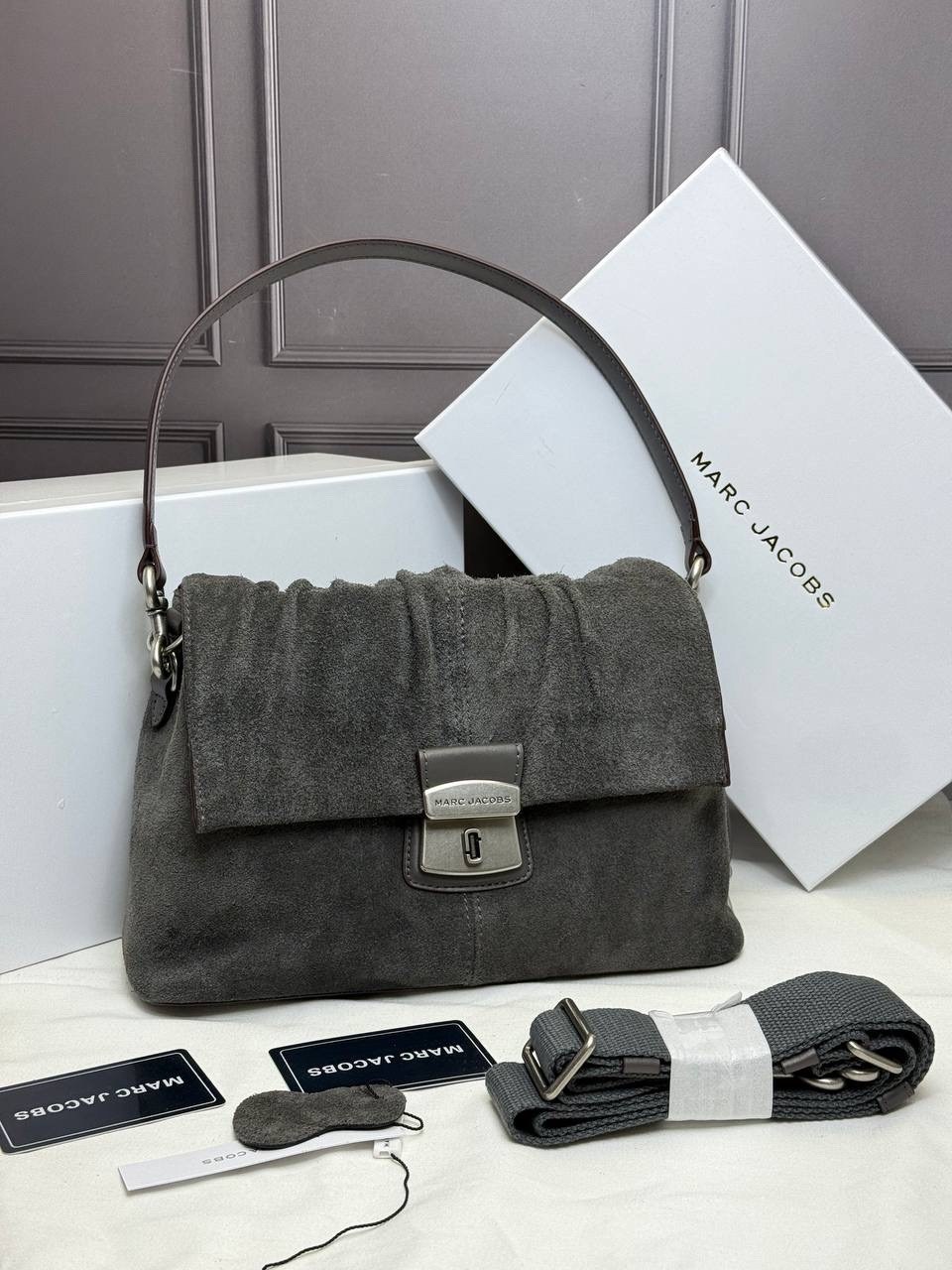 роскошная сумка из замши balenciaga rodeo,сумка,сумка фенди замшевая,женская сумка,замшевая сумка