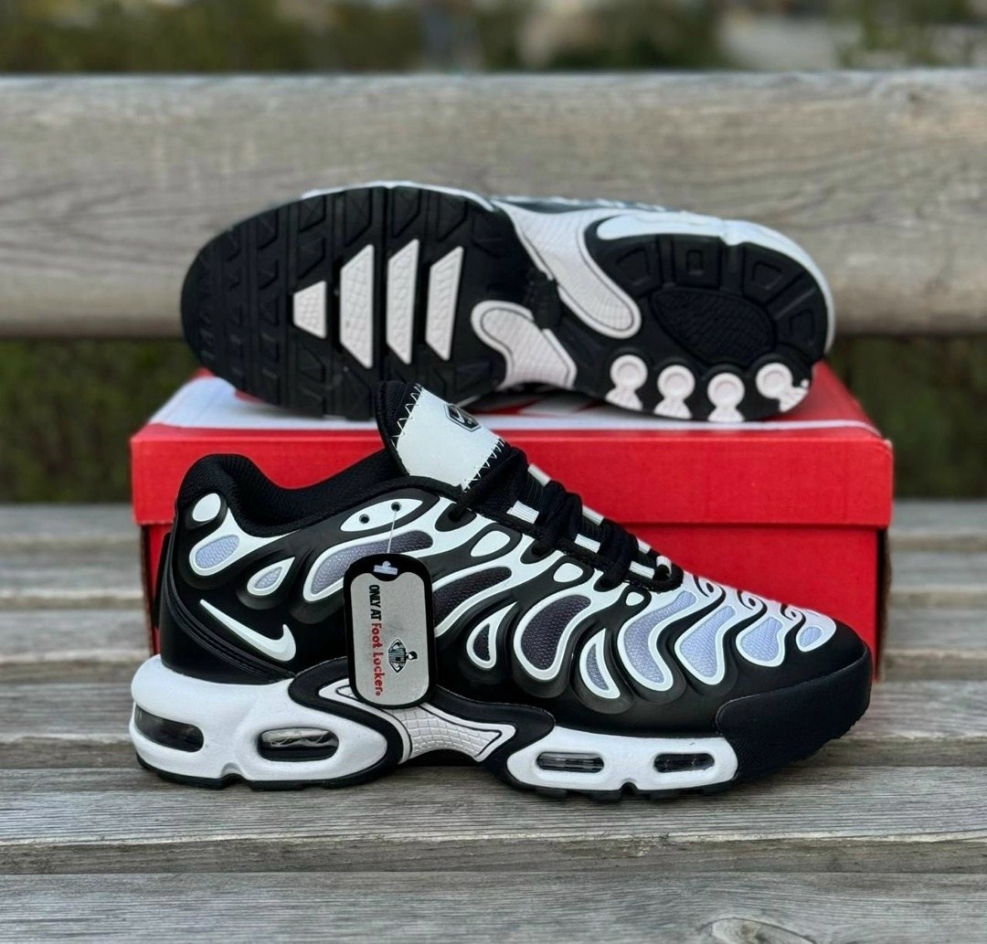 кроссовки nike air max tn plus,кроссовки nike air max plus,nike air max plus tn,кроссовки,кроссовки nike air max plus drift