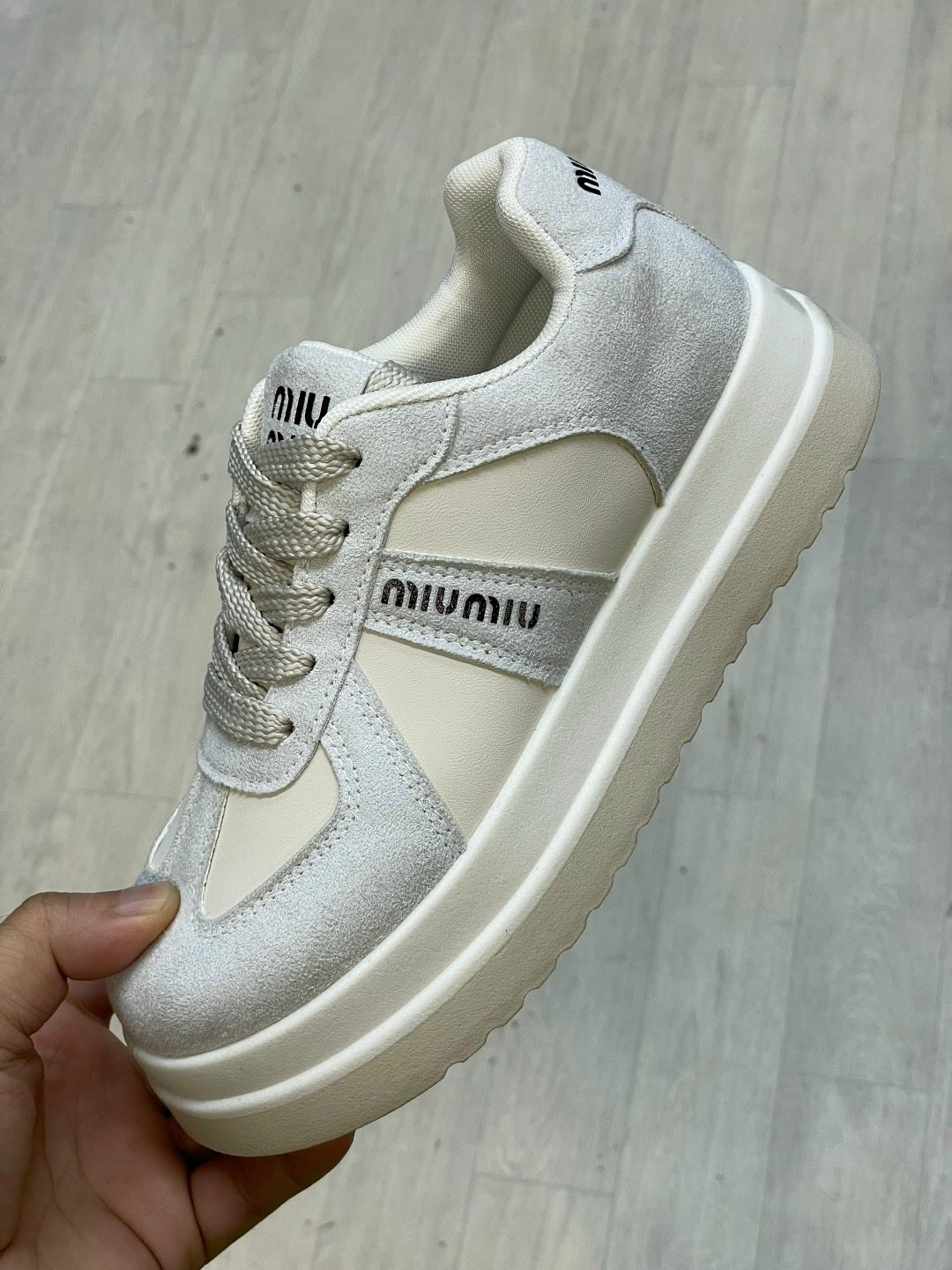 ,кроссовки женские,кроссовки замш,кроссовки miu miu, женская