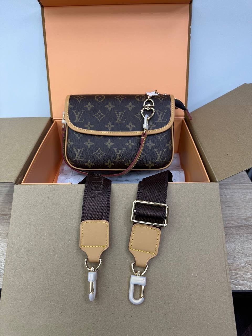 сумка louis vuitton,louis vuitton сумка на плечо,сумка louis vuitton женская,lv louis vuitton женская модная классическая сумка через плечо,сумка луи виттон