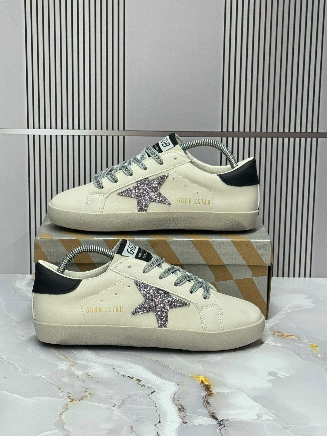 ,кеды golden goose,кроссовки golden goose,кроссовки женскиe,стильные кроссовки