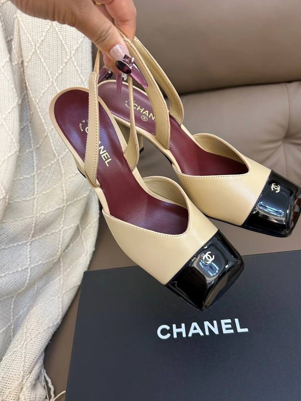 босоножки шанель бежевые,туфли chanel,босоножки chanel,туфли шанель,chanel бежевые кожаные туфли для женщин