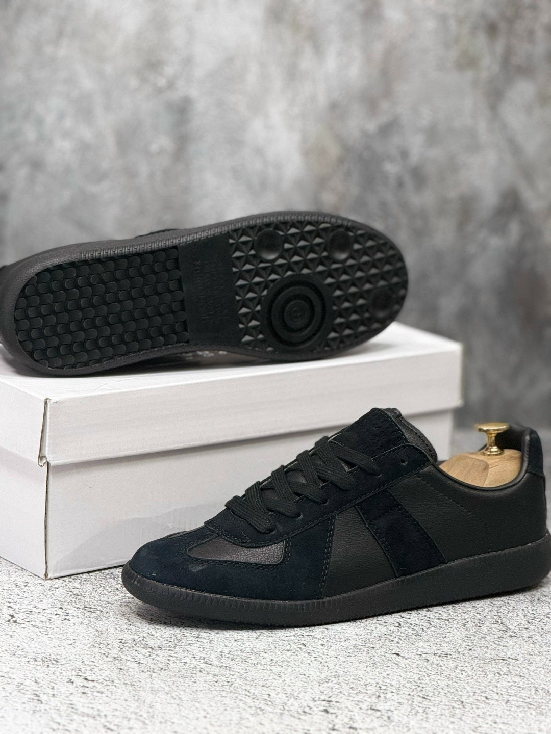 кроссовки replica maison margiela черные,maison margiela replica black,maison margiela replica кроссовки,кроссовки maison margiela replica black,maison margiela кроссовки