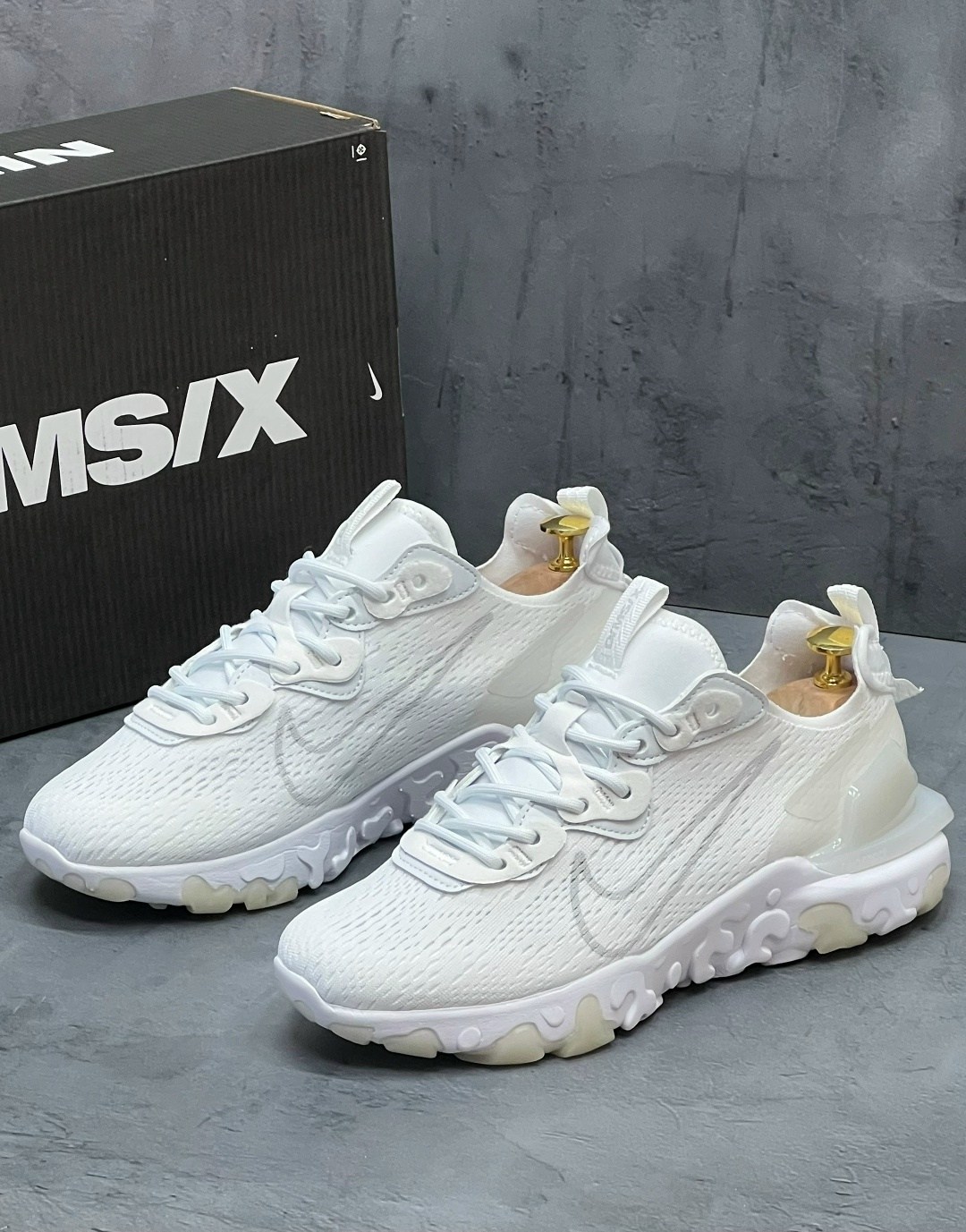 кроссовки мужские nike react vision белые,nike react vision white,кроссовки nike react vision,кроссовки nike sportswear react vision white/light smoke grey,кроссовки nike react