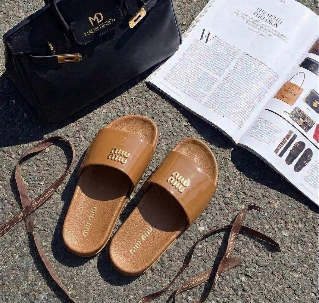 ,женские шлепанцы,шлепанцы miu miu,тапочки модные,шлепки женские