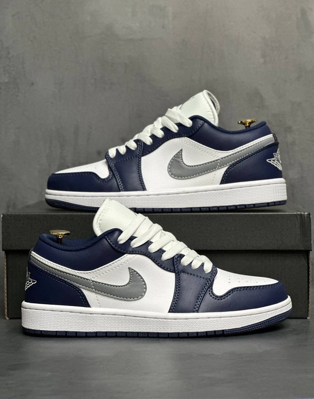 кроссовки nike air jordan 1 low,nike air jordan 1 low,кроссовки nike air jordan 1 low темно-синий,кроссовки nike air jordan 1 low цвет белый,кроссовки nike air jordan 1