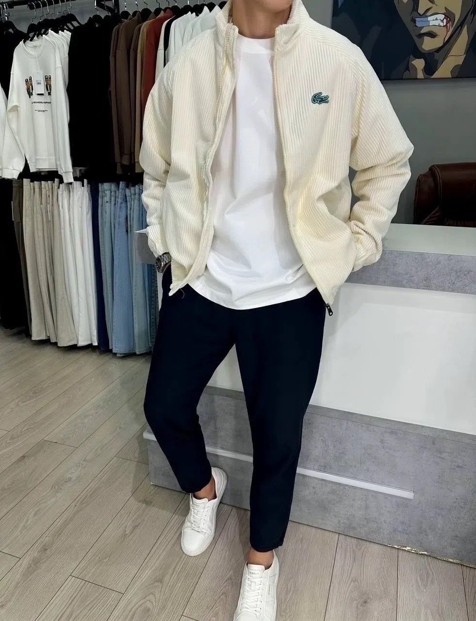 вельветовая ветровка lacoste,куртка вельветовая lacoste,бомбер lacoste вельветовый,кофта вельветовая lacoste в стиле old money,мужская демисезонная куртка бренда lacoste