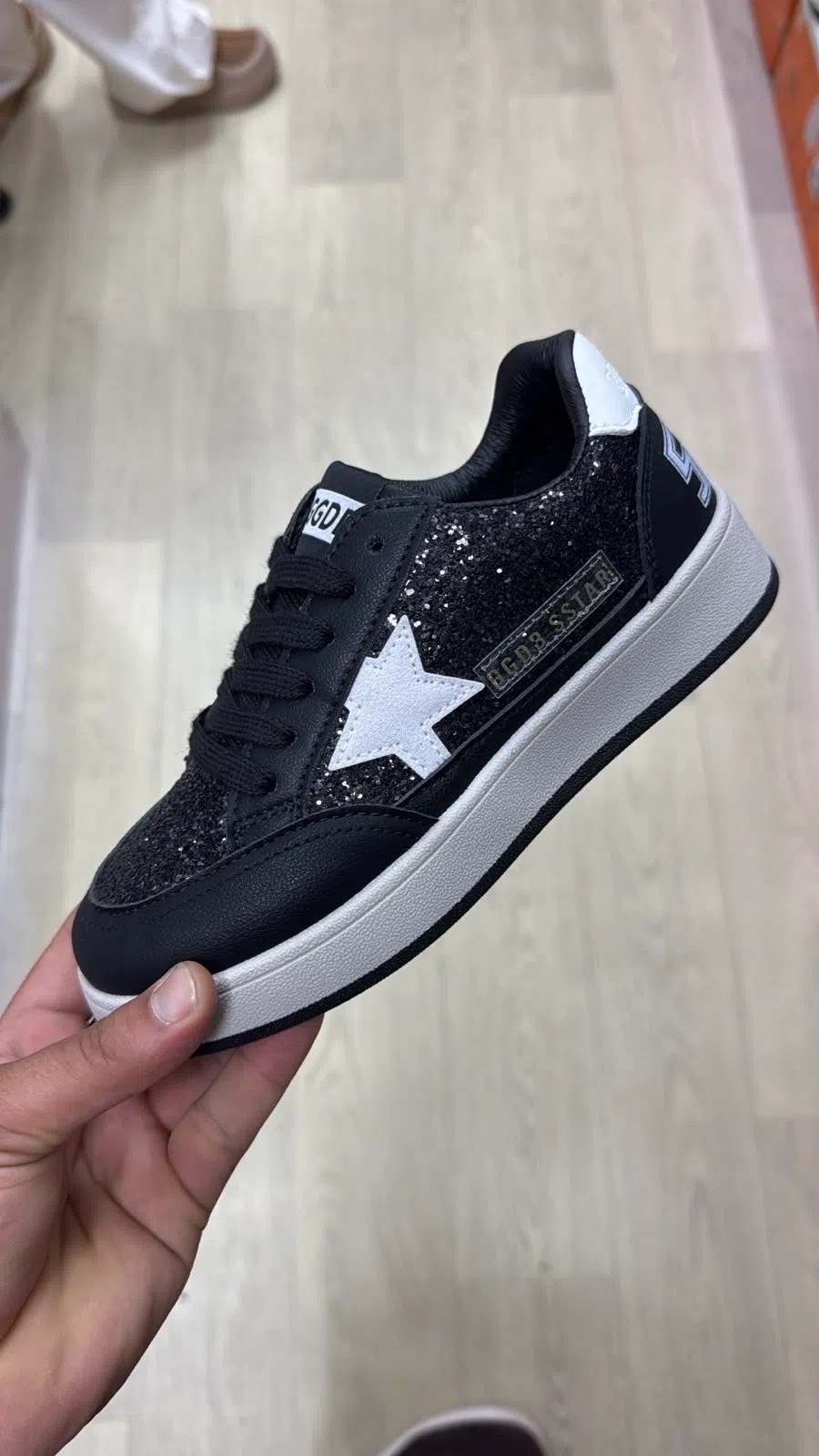 ,кеды зимние с натуральным мехом golden goose premium shoes,женские кроссовки,кроссовки со звездами, повседневные