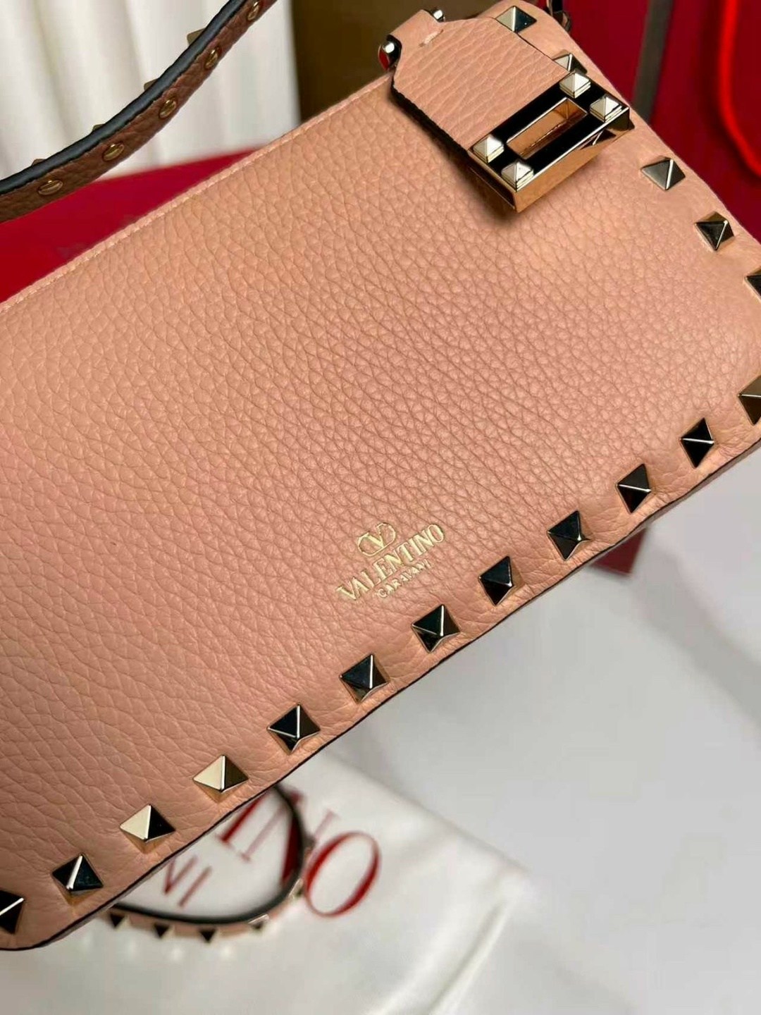 valentino сумка,сумка модная,valentino сумка на плечо,сумка,валентино сумка
