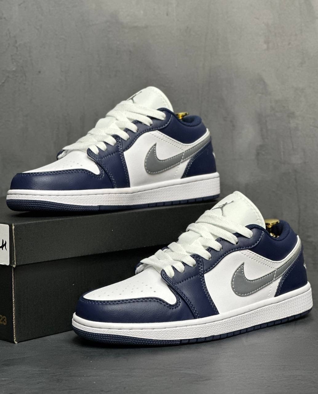 кроссовки nike air jordan 1 low,nike air jordan 1 low,кроссовки nike air jordan 1 low темно-синий,кроссовки nike air jordan 1 low цвет белый,кроссовки nike air jordan 1