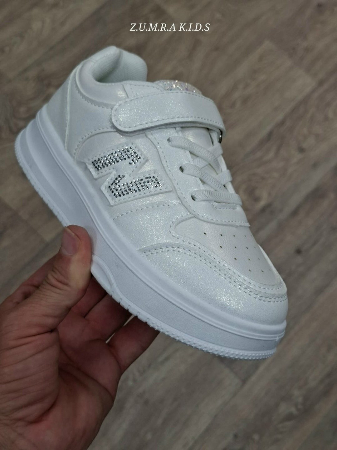 ,кроссовки черные,кроссовки adidas,кроссовки женские черные,adidas мужские кроссовки
