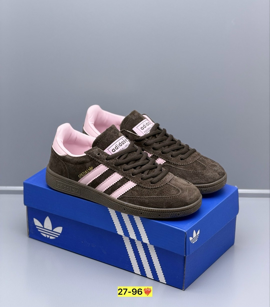 ,женские кроссовки adidas,кроссовки adidas spezial,кроссовки adidas,кроссовки adidas samba