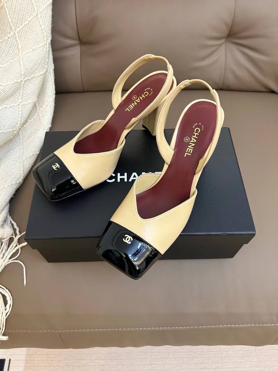 босоножки шанель бежевые,туфли chanel,босоножки chanel,туфли шанель,chanel бежевые кожаные туфли для женщин