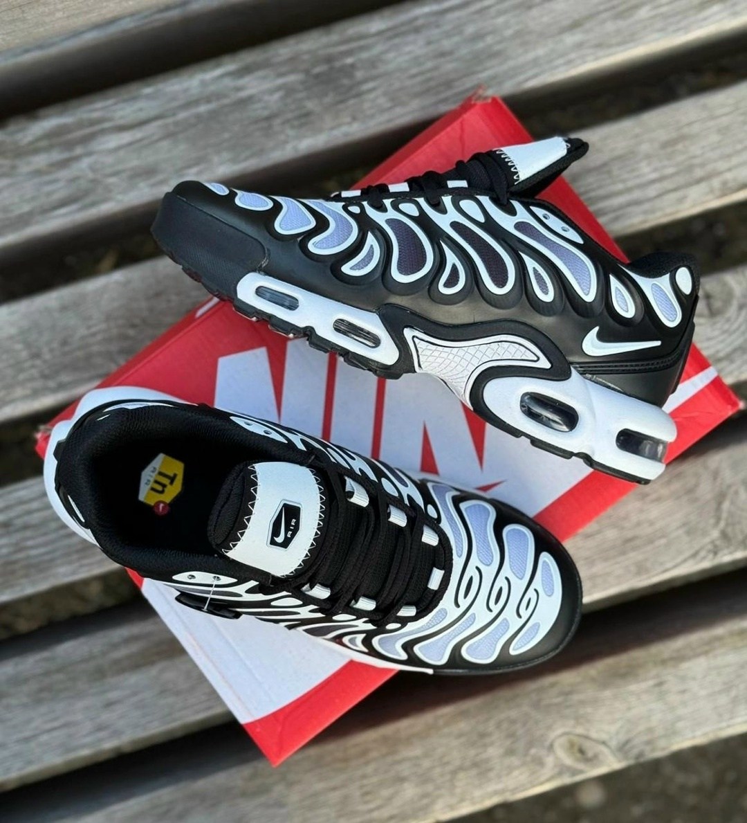 кроссовки nike air max tn plus,кроссовки nike air max plus,nike air max plus tn,кроссовки,кроссовки nike air max plus drift
