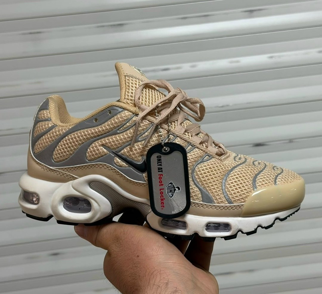 nike air max plus gs hot lime,nike air max plus tn,кроссовки,nike tn plus черно-зеленые,nike air max plus