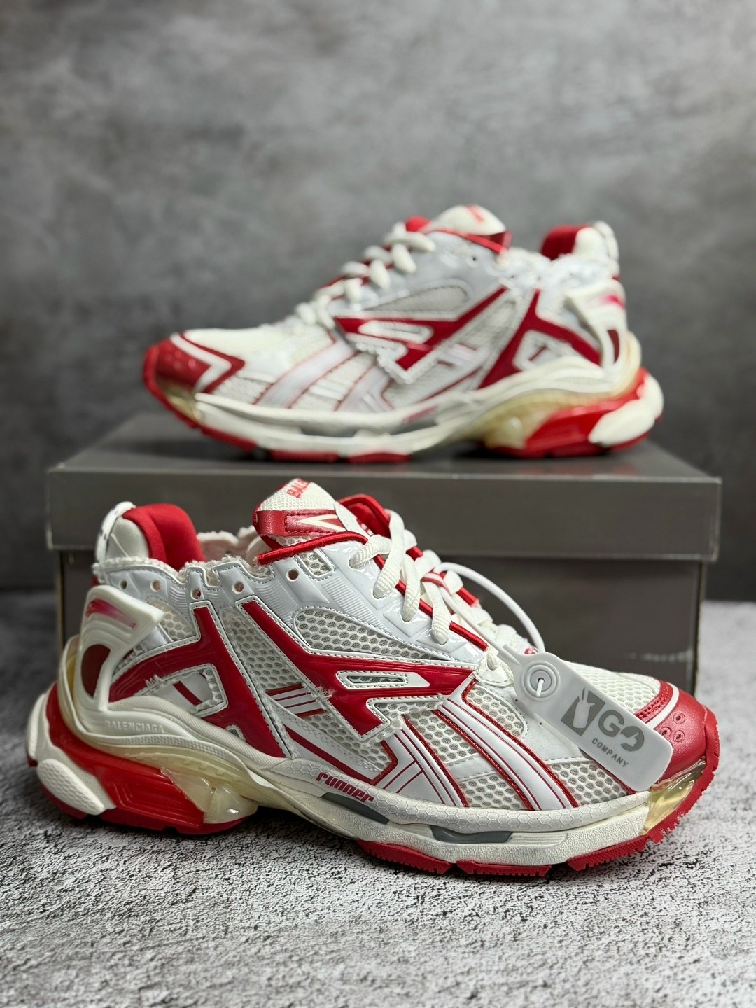 кроссовки мужские balenciaga runner белый красный,balenciaga runner кроссовки,balenciaga runner sneaker white red,balenciaga oc11z10724 runner sneaker in red white,кроссовки balenciaga runner sneaker