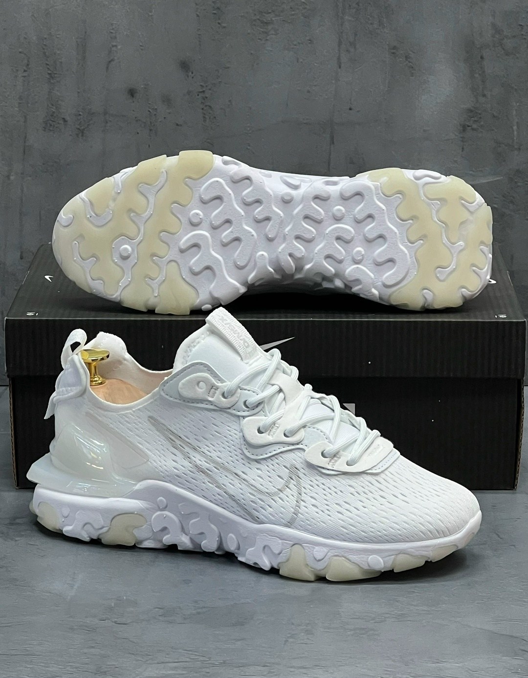 кроссовки мужские nike react vision белые,nike react vision white,кроссовки nike react vision,кроссовки nike sportswear react vision white/light smoke grey,кроссовки nike react