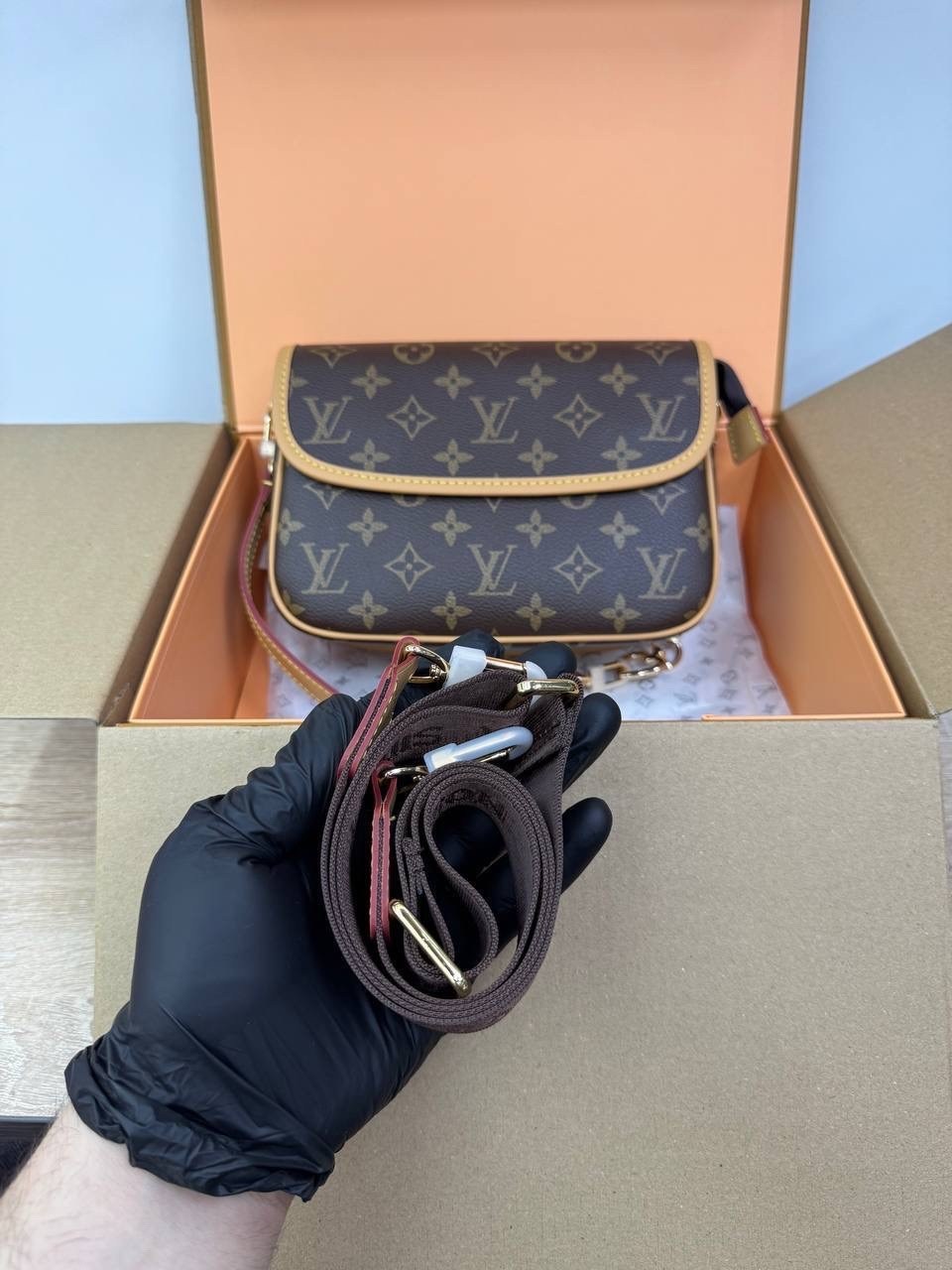 сумка louis vuitton,louis vuitton сумка на плечо,сумка louis vuitton женская,lv louis vuitton женская модная классическая сумка через плечо,сумка луи виттон