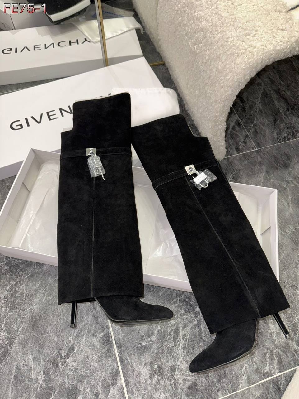 сапоги ботфорты,сапоги givenchy,замшевые сапоги до колена с замком акулы givenchy черный,замшевые ботфорты,замшевые сапоги