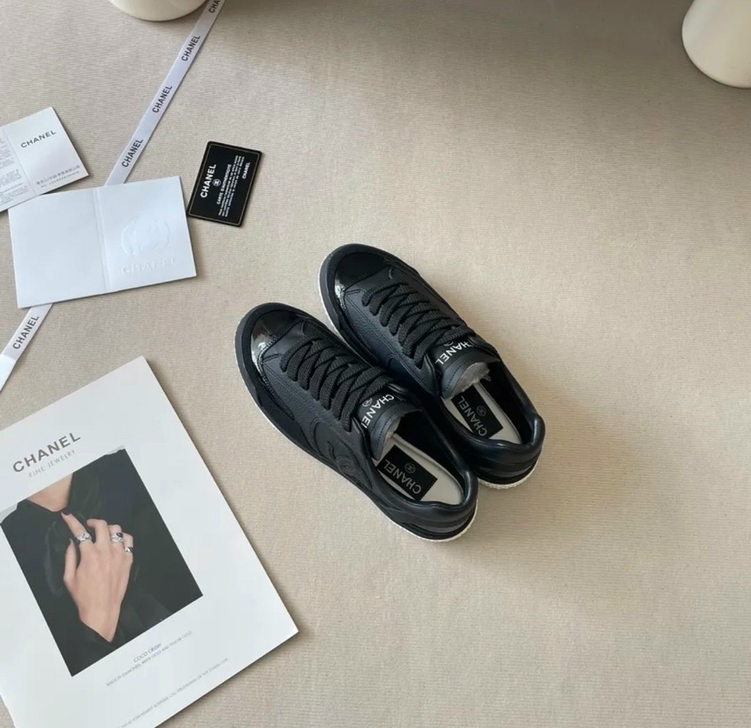 лакированные кроссовки,chanel кроссовки,,кроссовки женские chanel,кроссовки alexander mcqueen