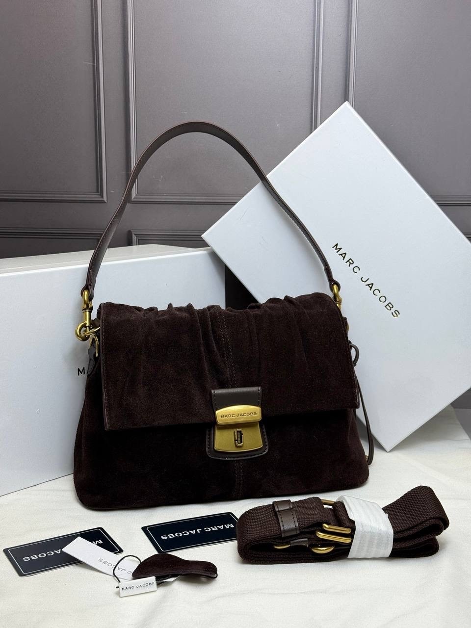 роскошная сумка из замши balenciaga rodeo,сумка,сумка фенди замшевая,женская сумка,замшевая сумка