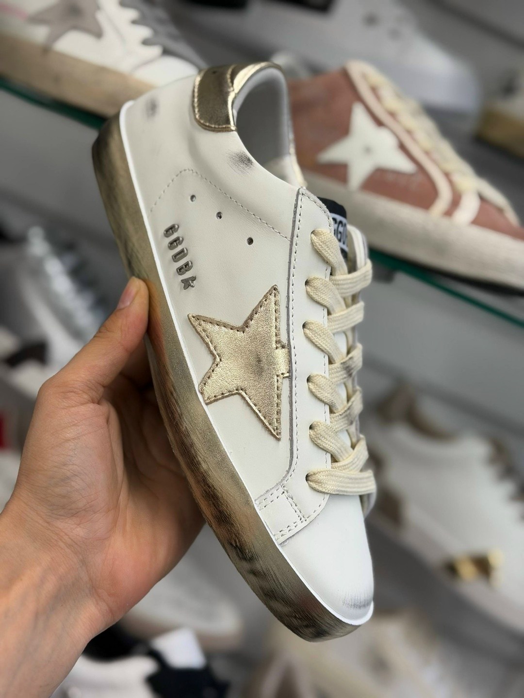 ,кроссовки golden goose,golden goose кеды super-star нейтральные цвета,кеды golden goose,golden goose sneakers