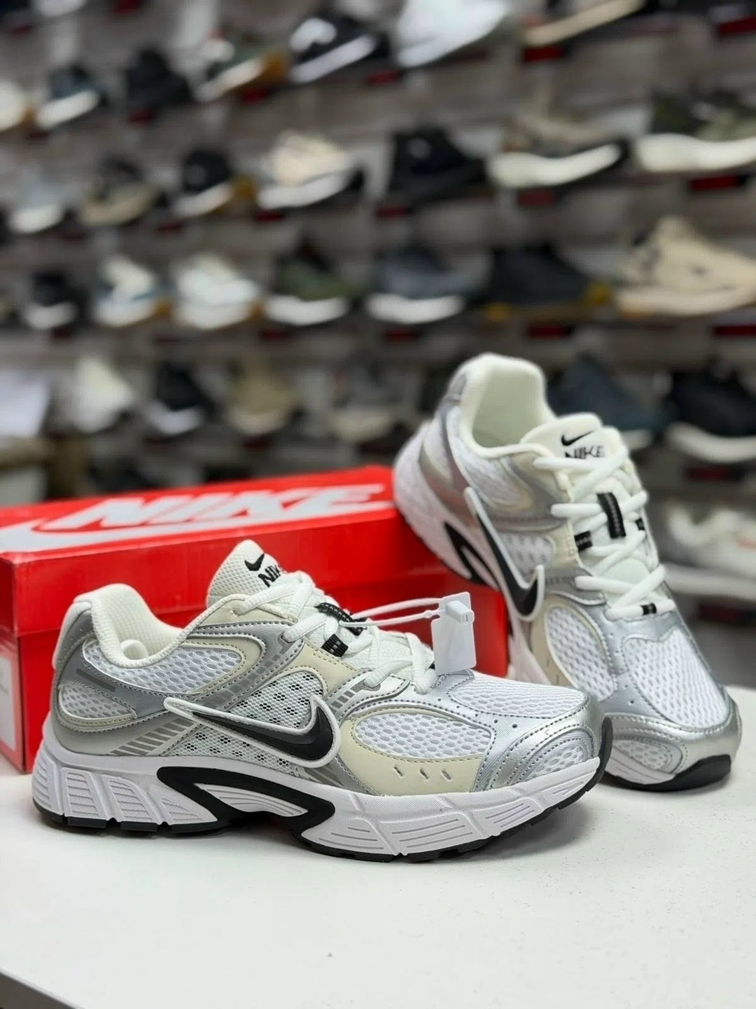 кроссовки nike v 5 rnr,nike кроссовки,кроссовки v5 rnr nike,кроссовка,классические кроссовки