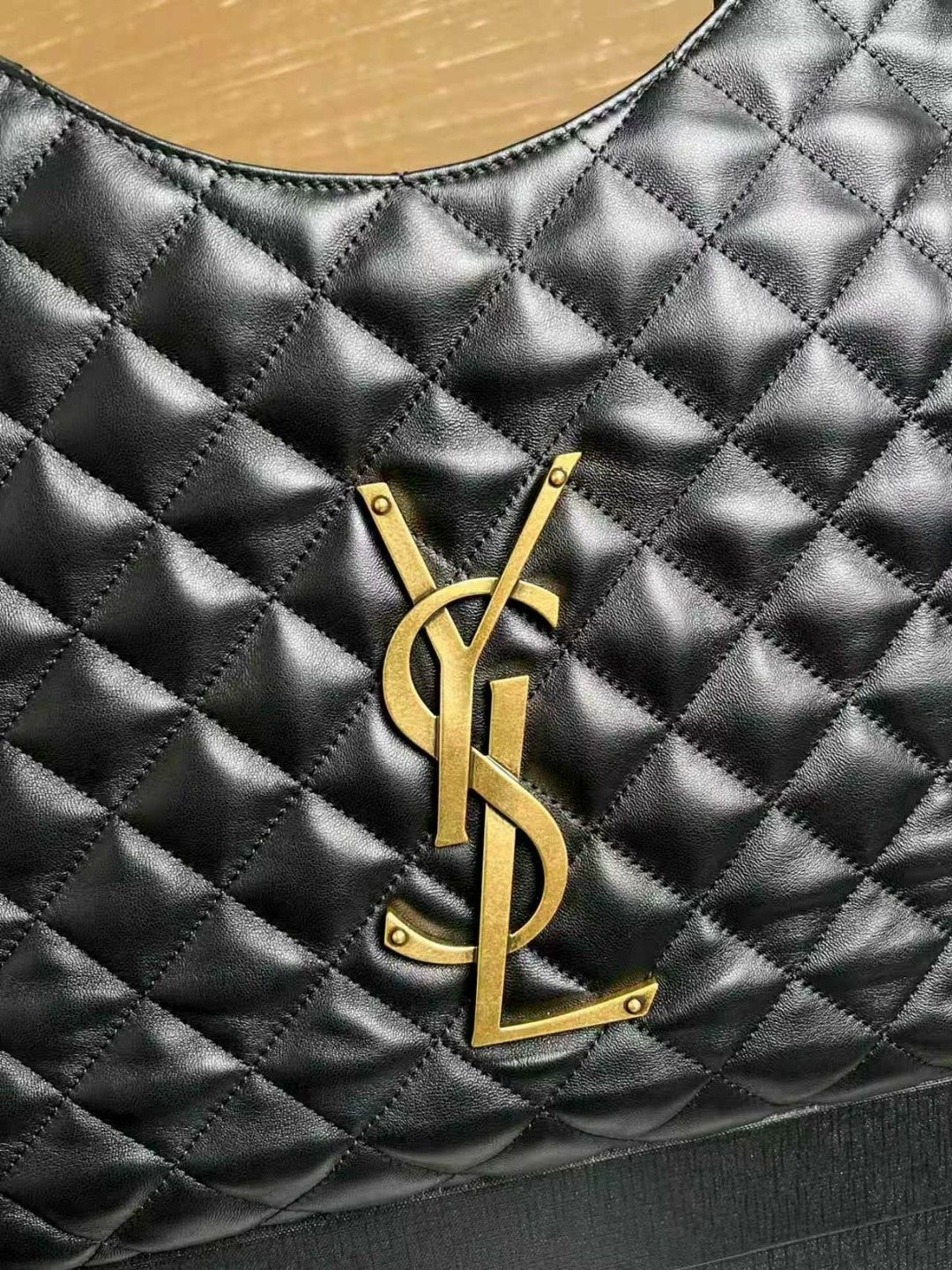 сумка женская yves saint laurent,сумка yves saint laurent,cумка saint laurent,сумка шоппер yves saint laurent кожаная,сумка yves saint laurent через плечо