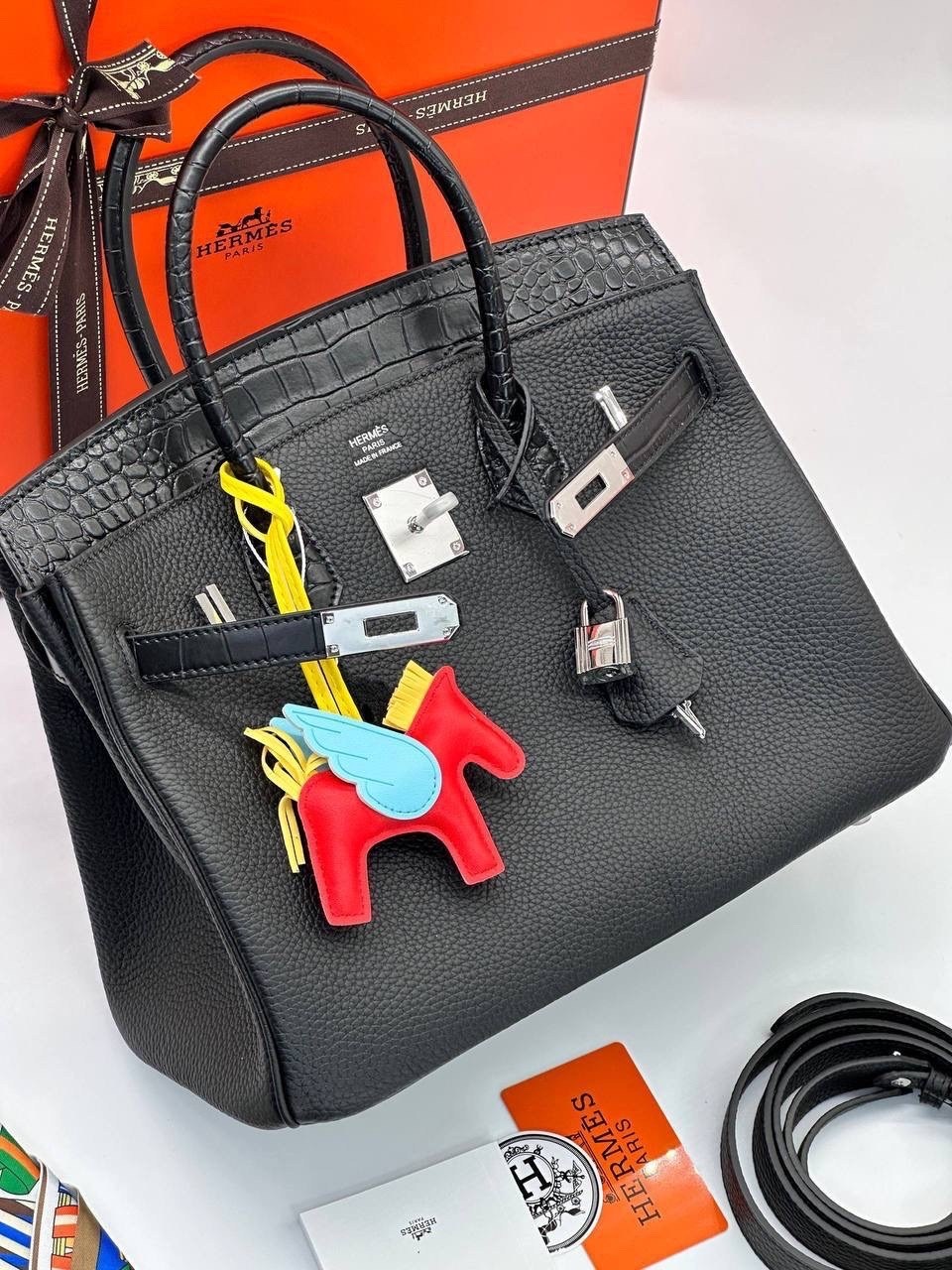 сумка hermes,hermes женская сумка,сумка hermes birkin,сумка гермес биркин с лошадью,сумка гермес