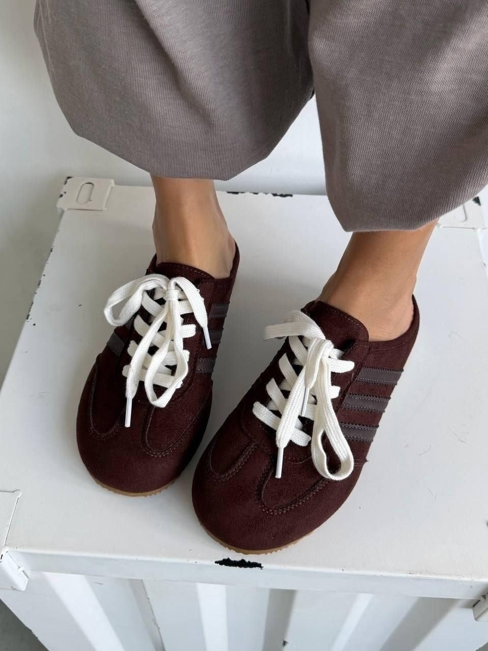 ,кроссовки adidas,кроссовки adidas samba,кроссовки adidas spezial,кроссовки женские adidas samba самба бордовые