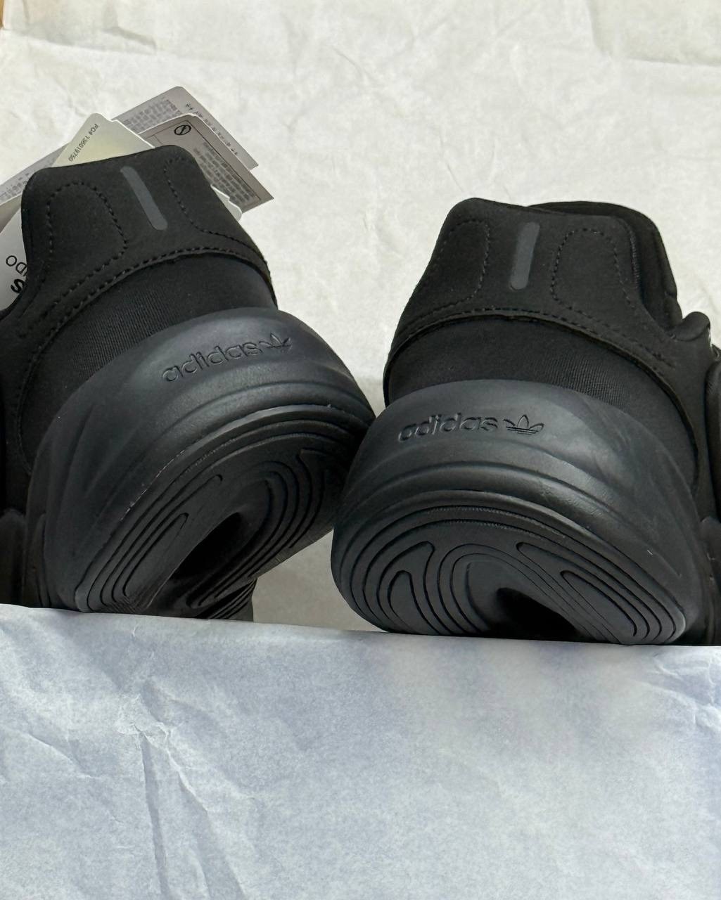 кроссовки adidas ozelia,кроссовки мужские adidas,кроссовки adidas,мужские кроссовки adidas ozelia,черные кроссовки adidas originals ozelia