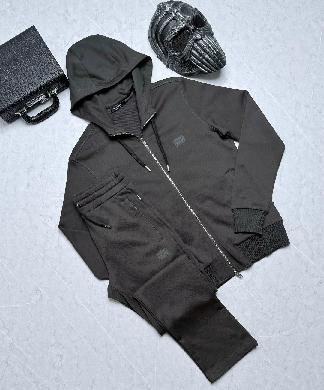 спортивный костюм brunello cucinelli,спортивный костюм dolce&gabbana,костюм,спортивные костюм,мужской спортивный костюм