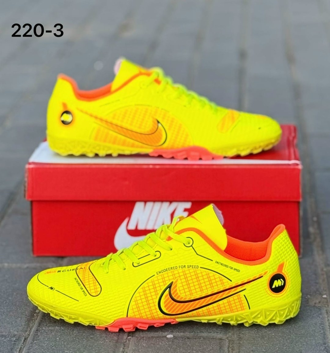сороконожки nike mercurial,сороконожки футбольные найк,футбольная бутса,сороконожка бутсы,сороконожки для футбола nike