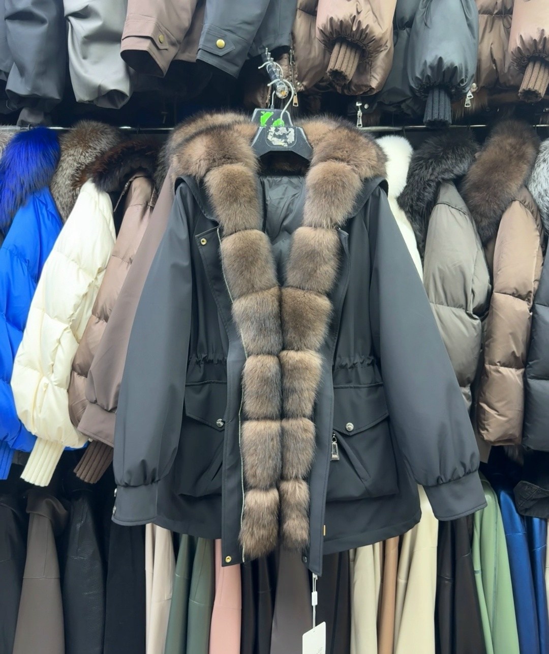 парка с натуральным мехом,парка milliant,парка с мехом,парка с натуральным мехом женская,зимняя парка с натуральным мехом