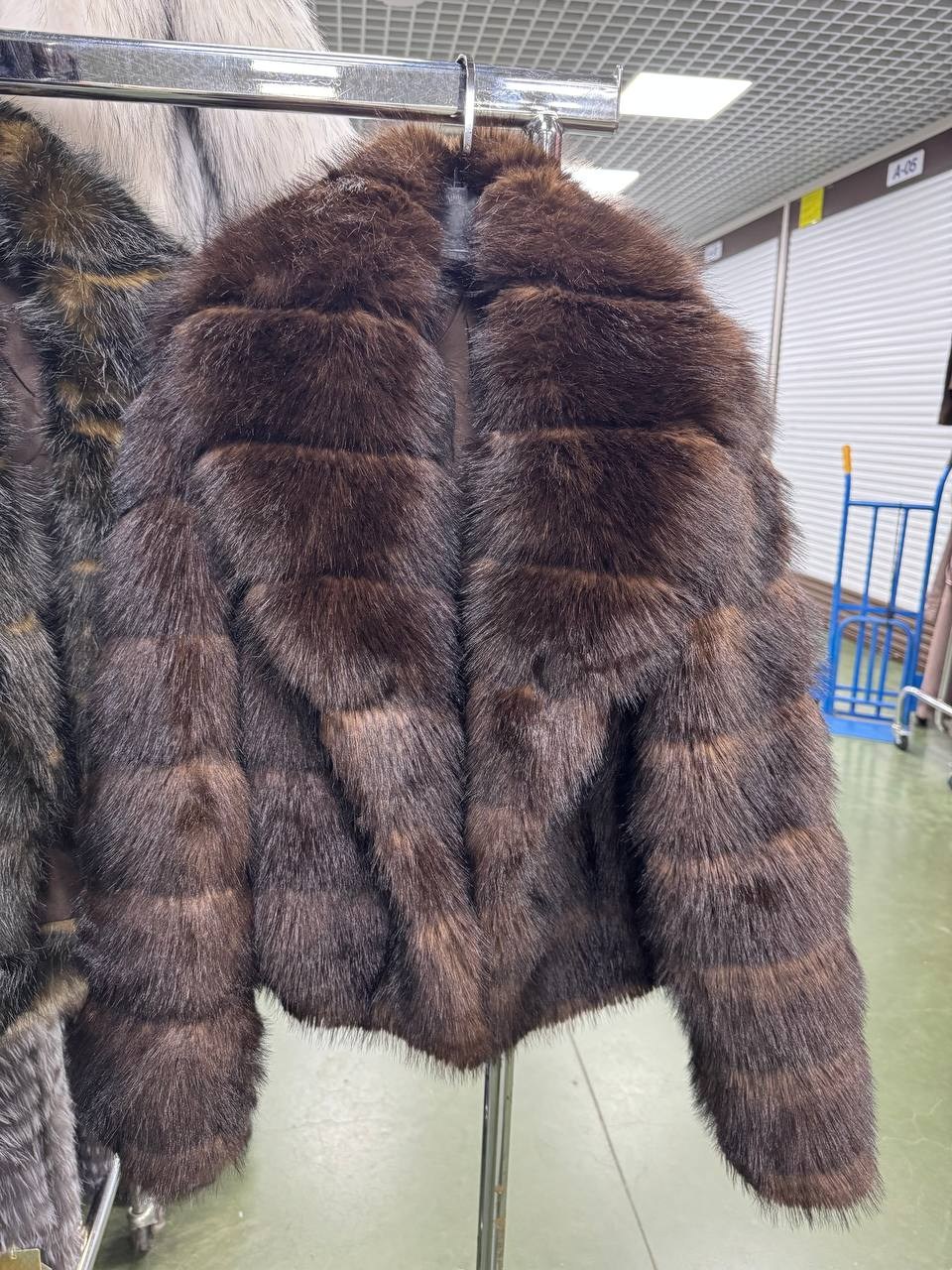 шуба из меха финского песца yana kraft brand,шуба из меха финского песца,шуба из песца,шуба соболь,шуба из соболя