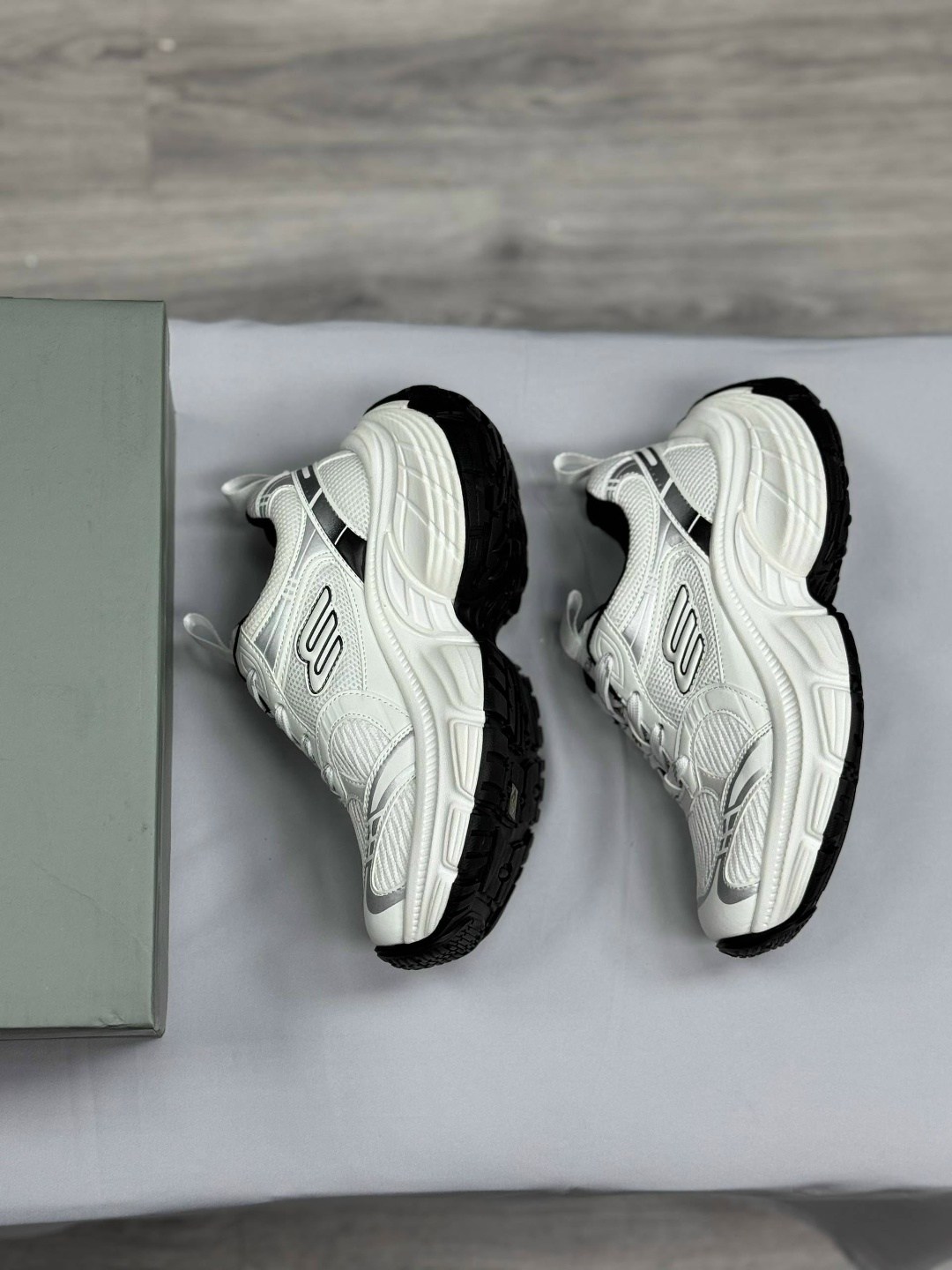 женские кроссовки balenciaga,кроссовки женские,кроссовки balenciaga,кроссовки баленсиага женские,кроссовки