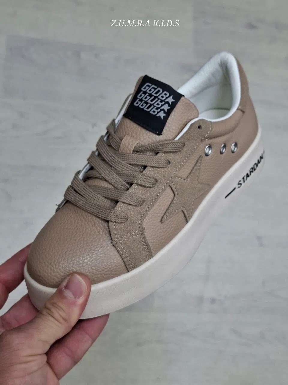 ,golden goose кеды super-star с кристаллами черный,кроссовки со звездами,кеды hi star с блестками golden goose черный, женская