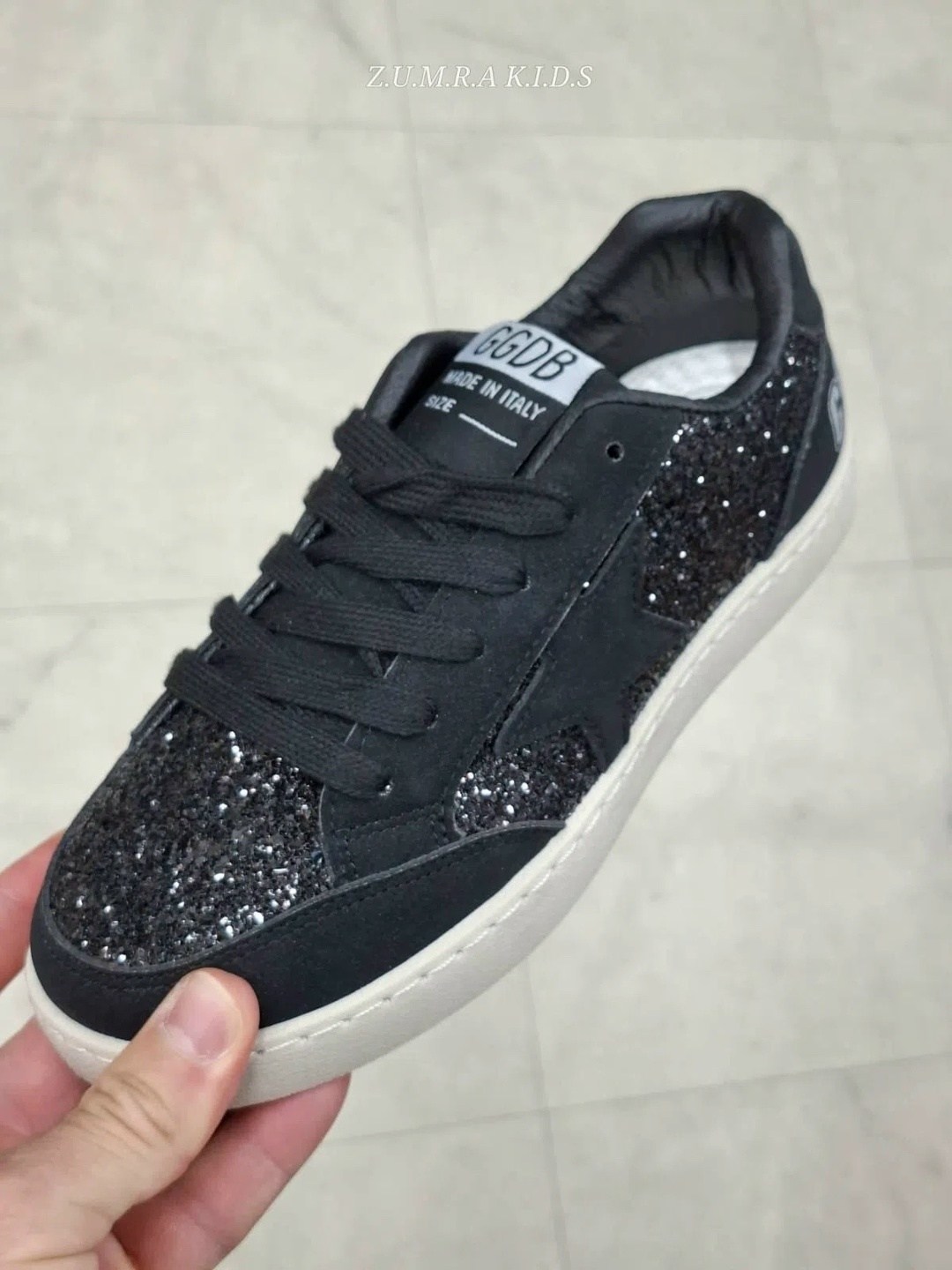 кроссовки golden goose с пайетками на платформе,,кеды golden goose,кроссовки golden goose,женские кеды golden goose