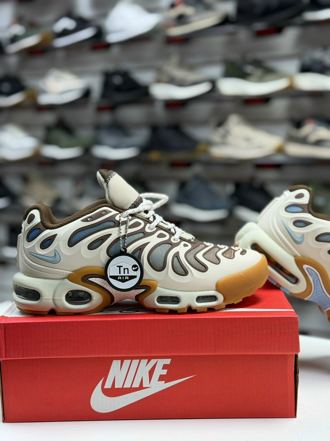 кроссовки nike air max tn plus,кроссовки nike air max plus,nike air max plus tn,,nike air max plus