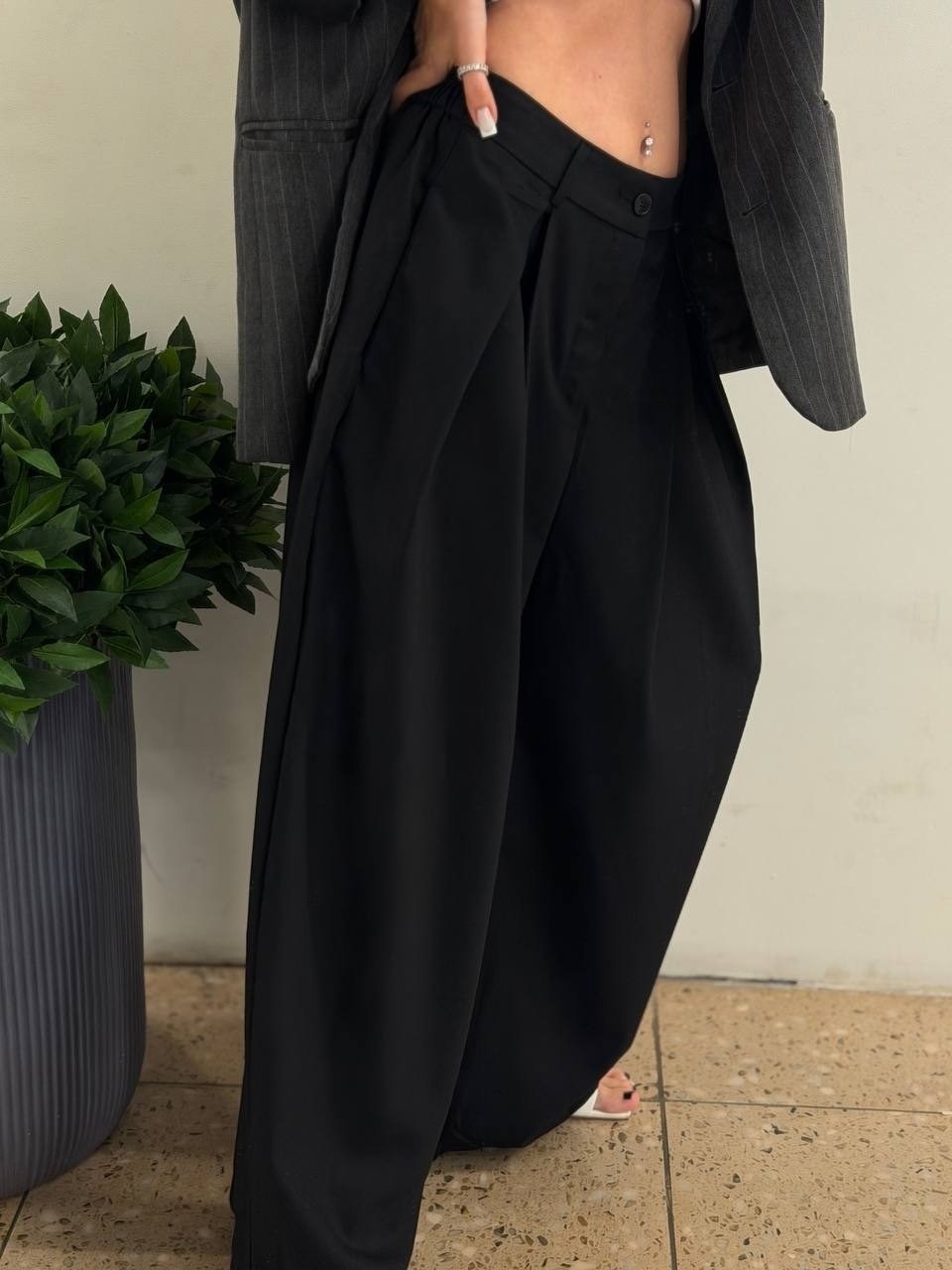 брючный костюм,брюки женские палаццо,широкие брюки женские палаццо,модные брюки палаццо,модные образы