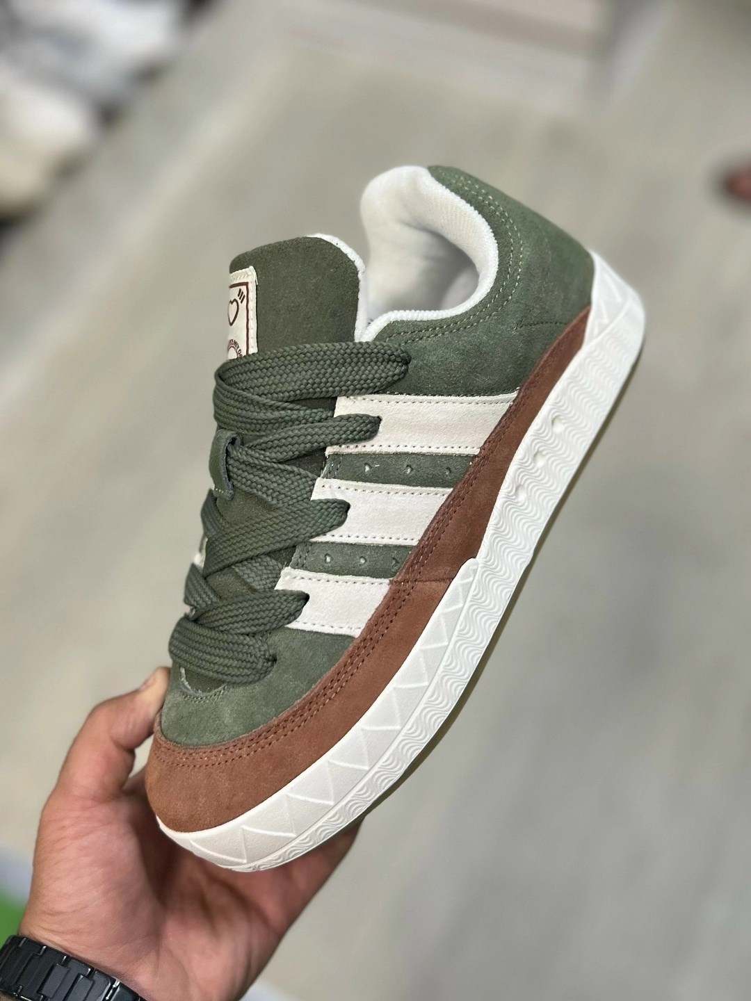 кроссовки adidas,,адидас суперстар зеленые,кроссовки адидас,кроссовки adidas adimatic