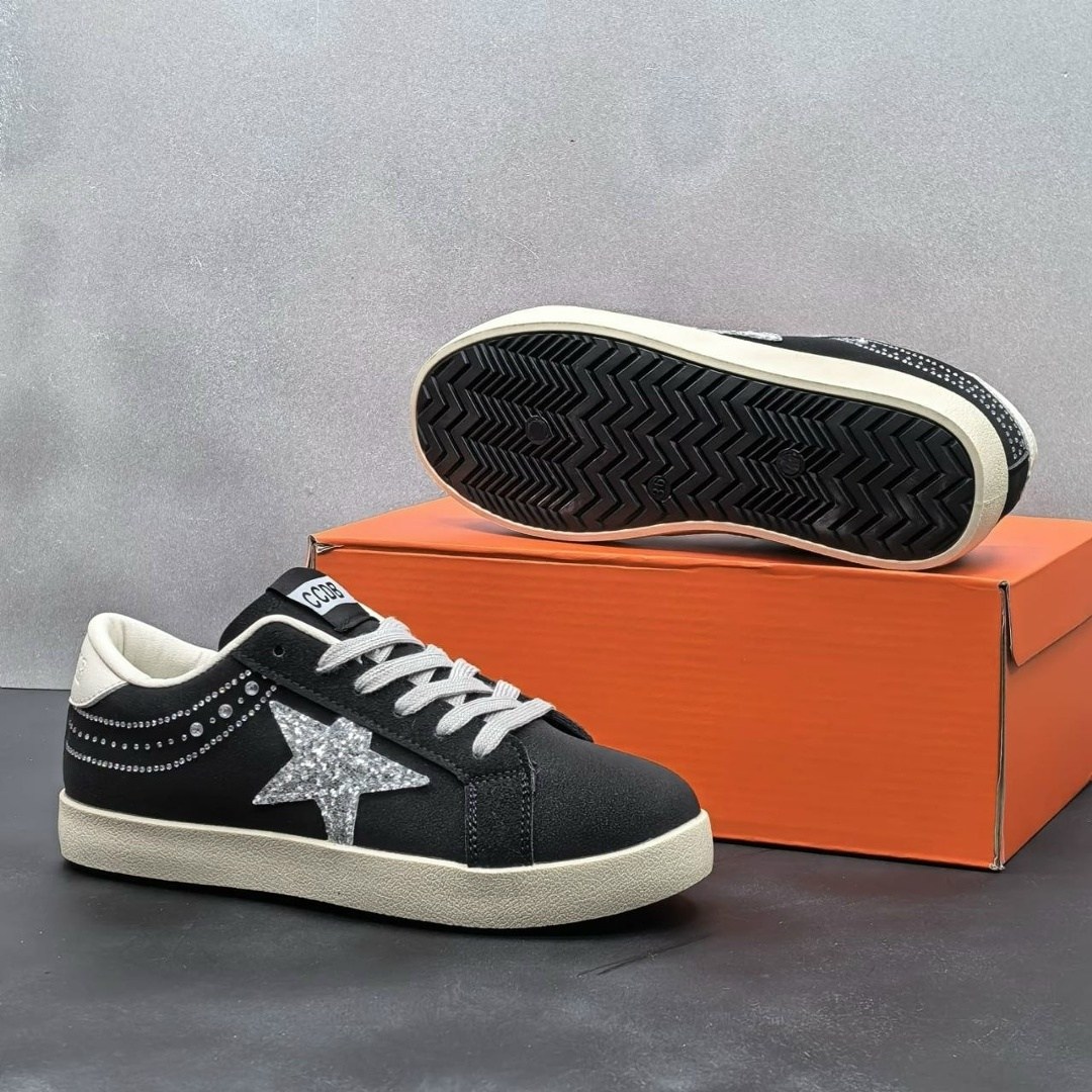 кеды hi star с блестками golden goose черный,кеды super-star с блестками golden goose черный,golden goose hi star glitter suede sneakers black,кроссовки со звездами,golden goose кеды hi star черный