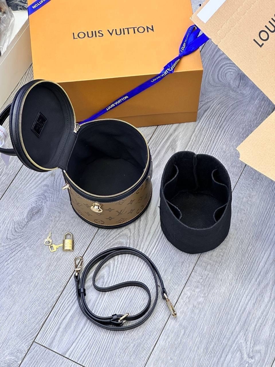louis vuitton сумка на плечо,louis vuitton сумка ведро,louis vuitton сумка,сумка женская louis vuitton,сумка ведро луи виттон