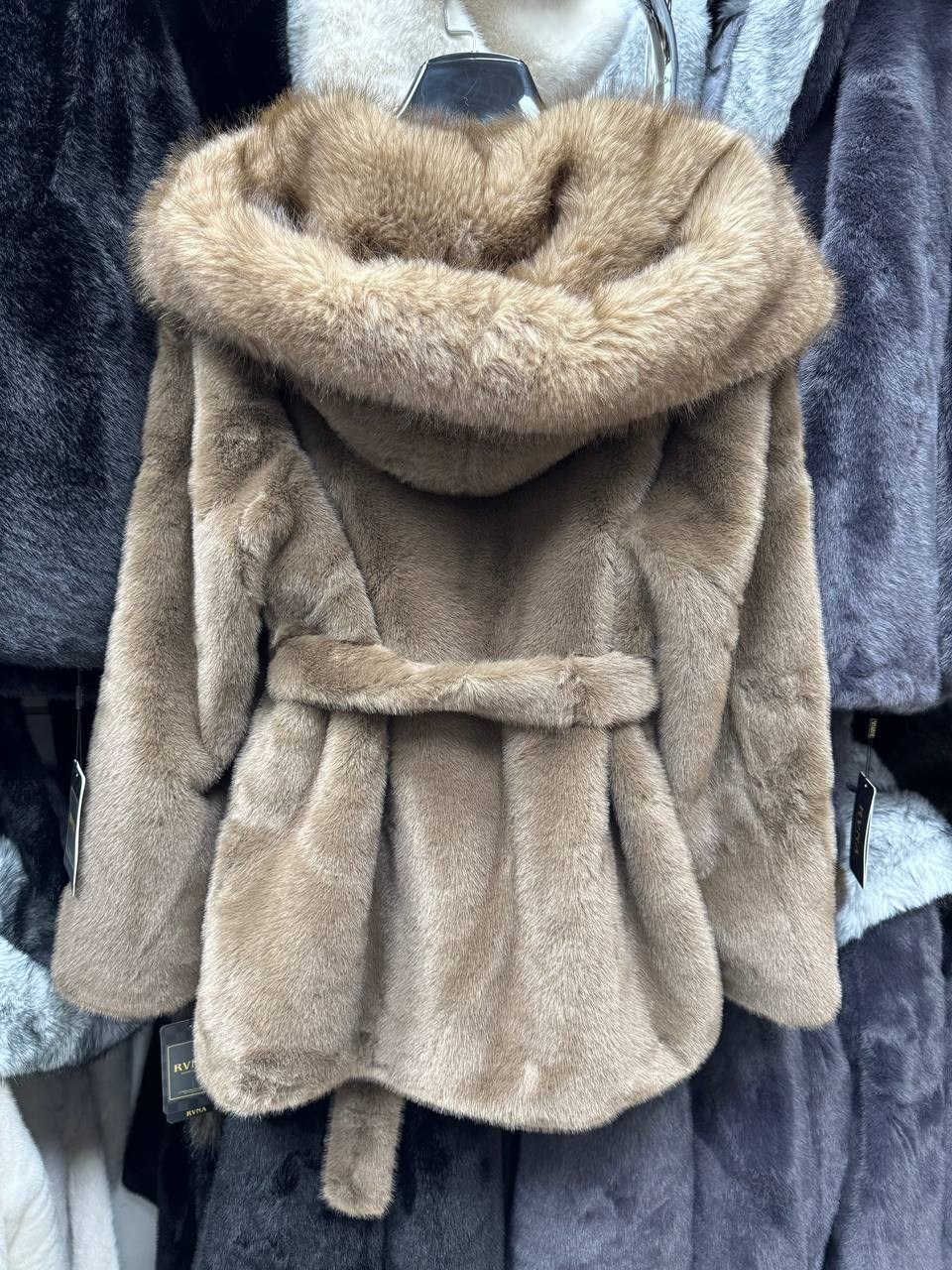 шубка,шуба,женская шуба,искусственная шуба,норковая шуба